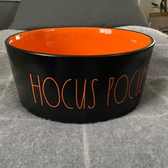 Rae Dunn Fog Bowl - Picture 1 of 4